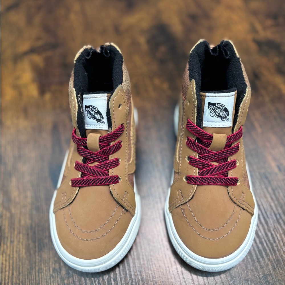 *NOT FOR SALE* Vans Toddler Sk8-Hi MTE Sneakers - Brown with Red Laces - Size 8